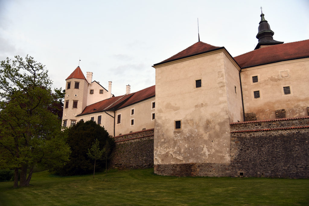 Telcz - zamek od strony Telczańskiego Potoku