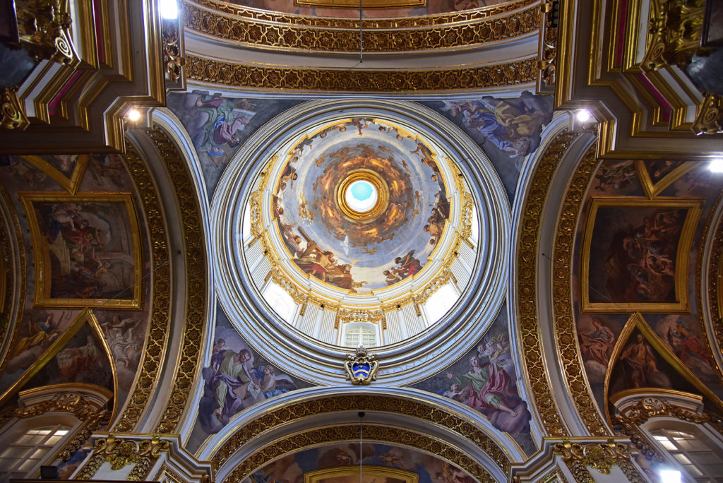 Katedra w Mdinie - kopuła nad ołtarzem głównym