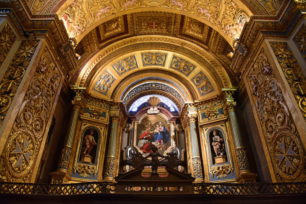 Katedra św. Jana - obraz w ołtarzu nawy bocznej lewej