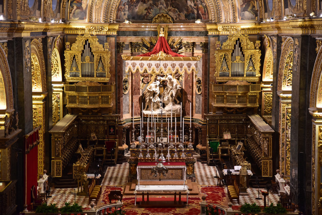 Katedra św. Jana - ołtarz główny widziany z chóru
