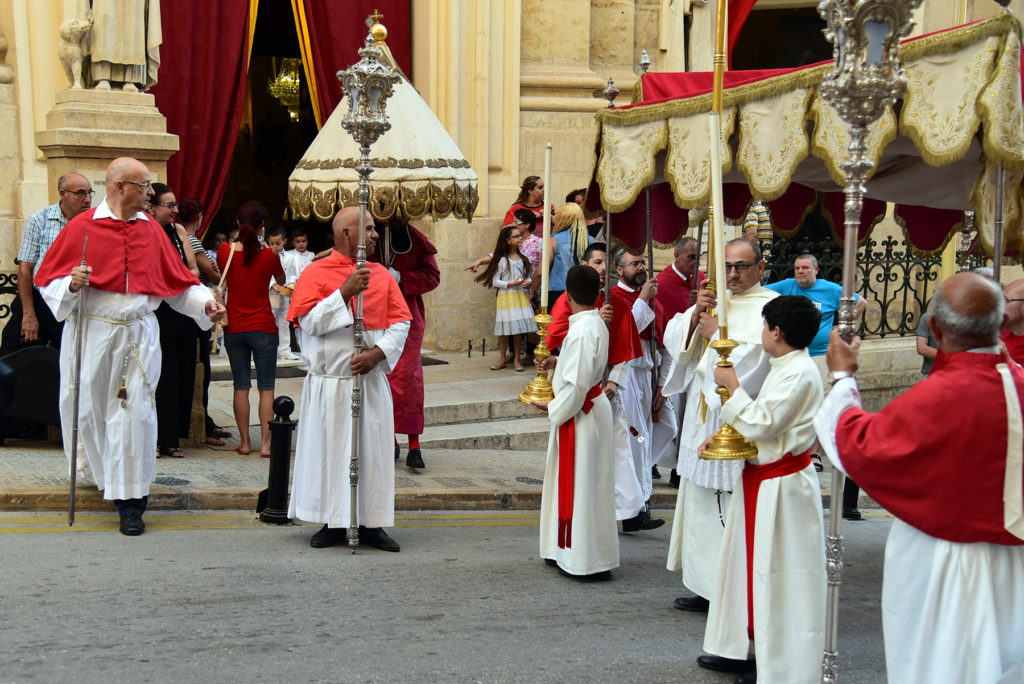 Valletta - Procesja Bożego Ciała - początek