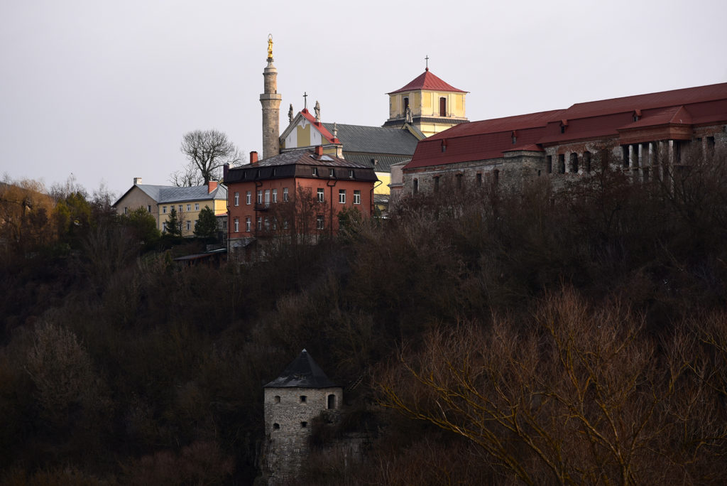 Kamieniec Podolski - panorama miasta z katedrą św Apostołów Piotra i Pawła